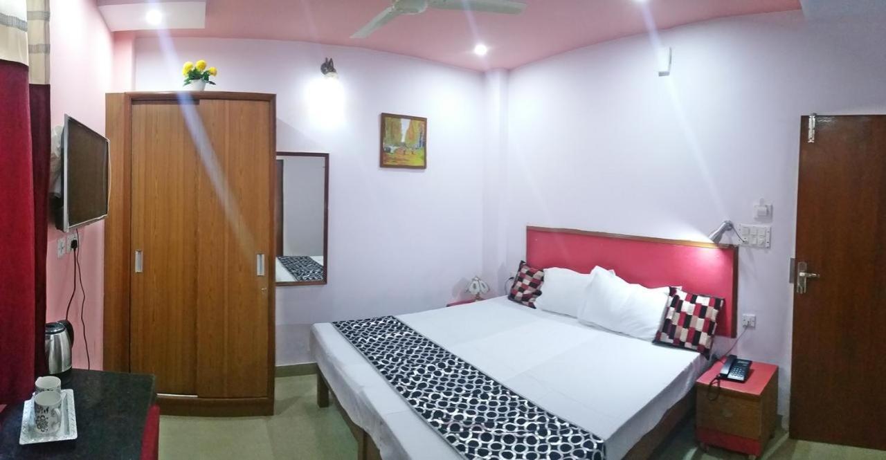 Airport Sky Inn Homestay Jaipur Buitenkant foto